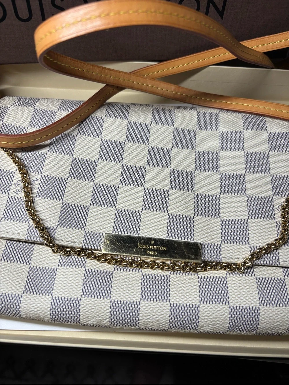 Louis Vuitton Damier Azur Favorite MM - Picture 2 of 13